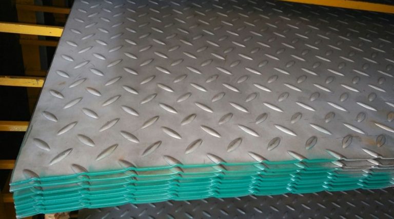 Plat-Bordes-Stainless-Steel-768x428